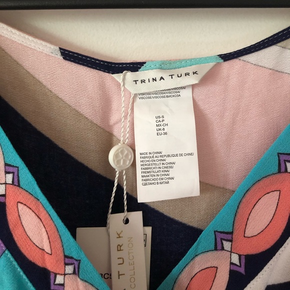 Dress - Picture 4 of 7